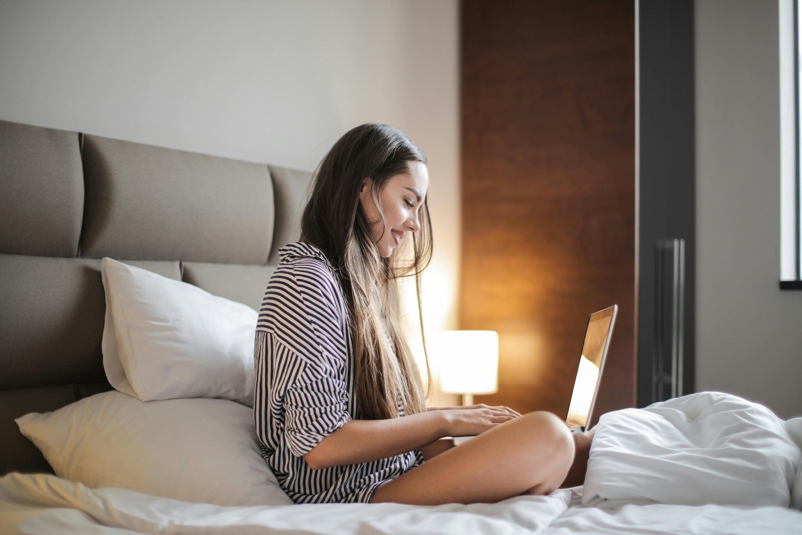 Play Now : découvrir une solution IPTV complète