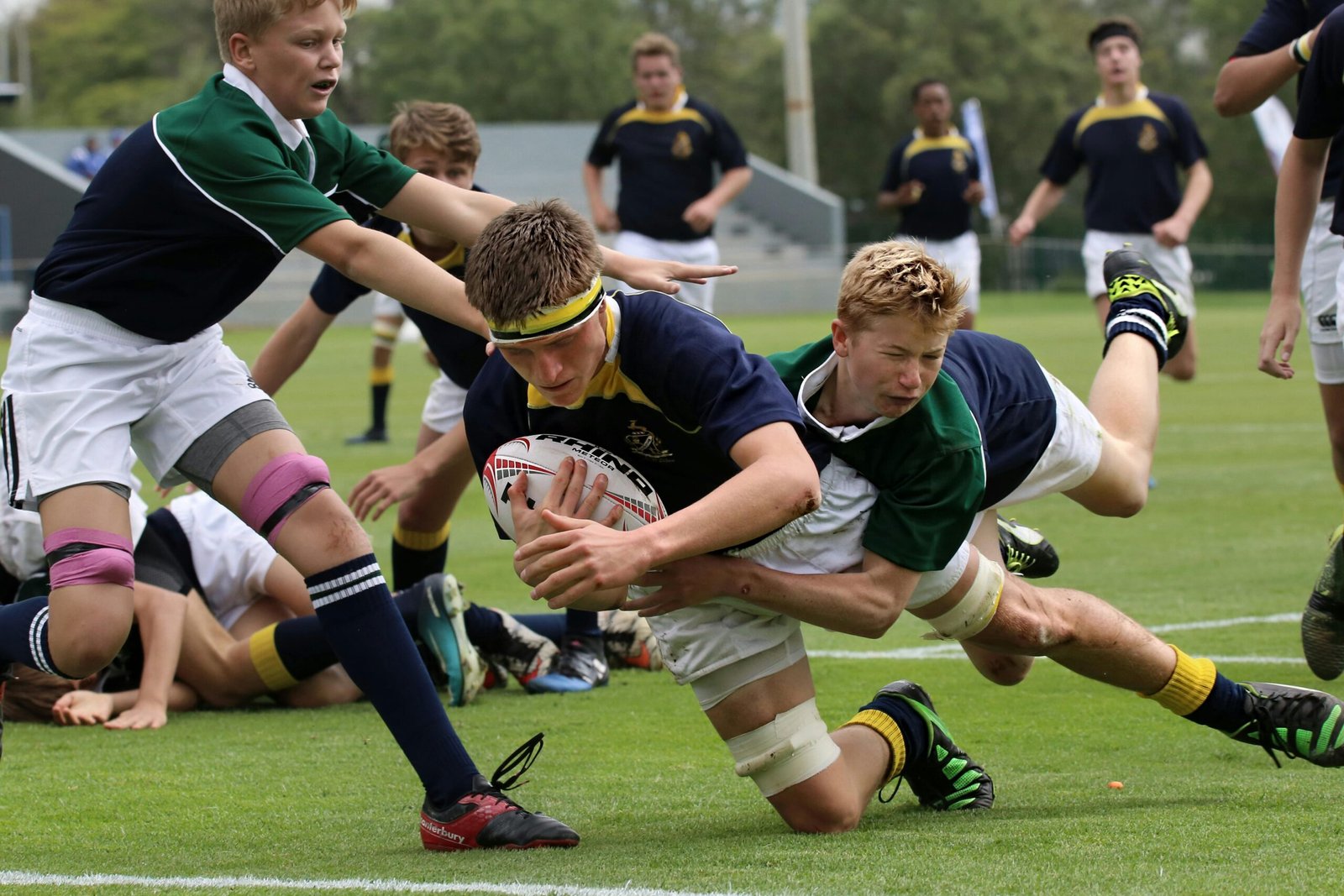 Les jeunes talents du rugby : comment les nouvelles générations façonnent l’avenir du jeu