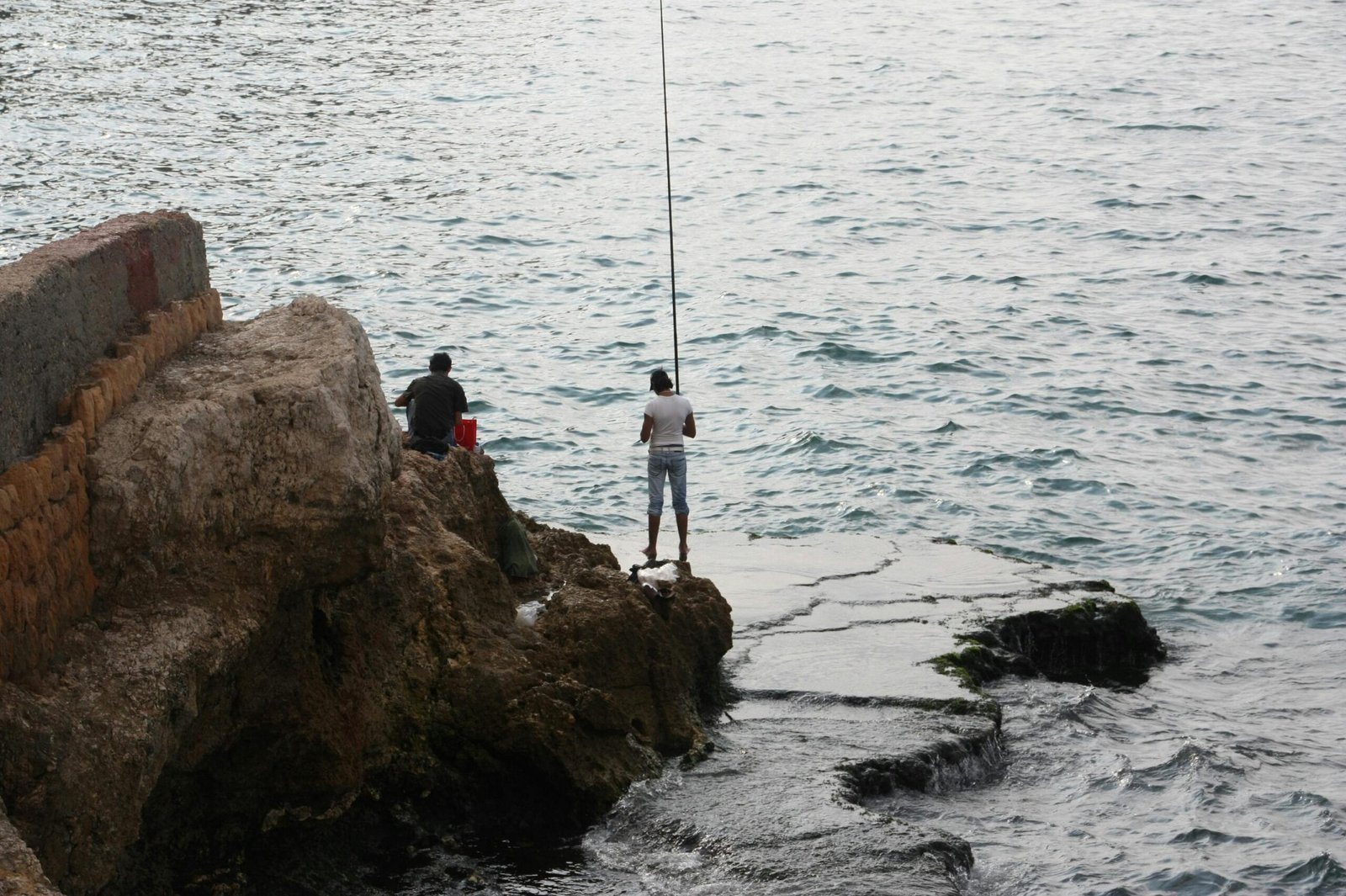 Comment construire une stratégie de pêche rentable et régulière sur le long terme
