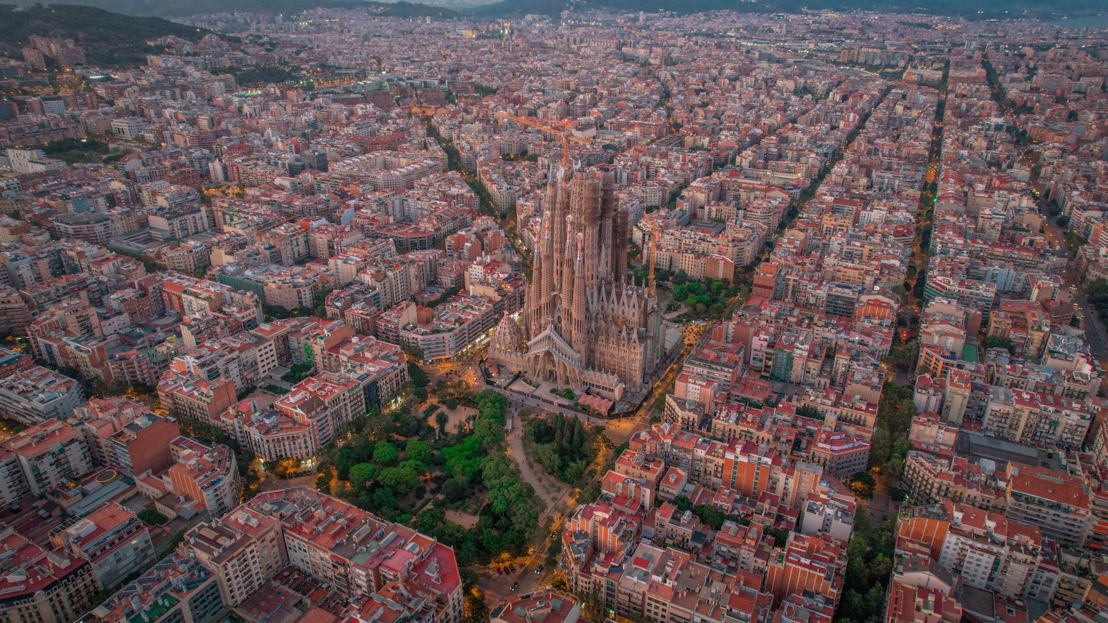 Comment organiser efficacement son déménagement international vers Barcelone